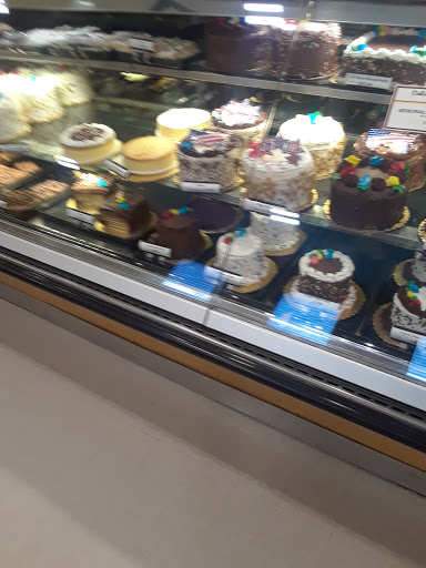 Supermarket «King Kullen», reviews and photos, 77 Forest Ave, Glen Cove, NY 11542, USA