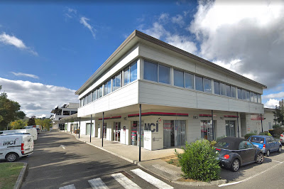 Village commercial Endoumingue à Auch