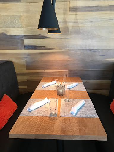 Movie Theater «Silverspot Cinema», reviews and photos, 4441 Lyons Rd, Coconut Creek, FL 33073, USA