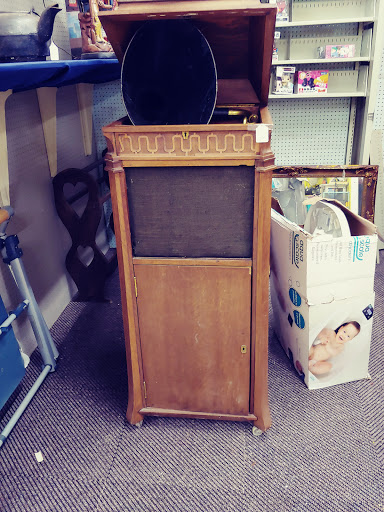 Discount Store «Bargain Hunt», reviews and photos, 1927 Irvin Cobb Dr, Paducah, KY 42003, USA