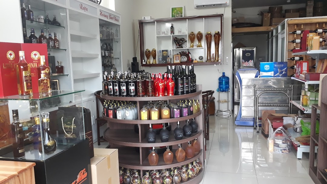 Cửa hàng rượu Hoàng Bảo Châu