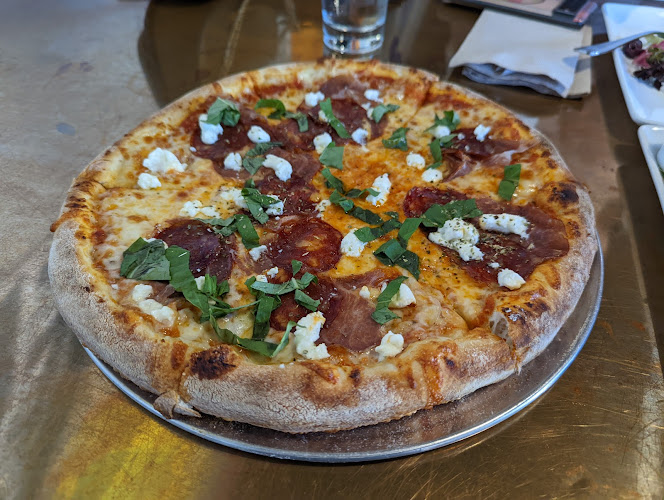 #3 best pizza place in Sacramento - Anonimo Pizza