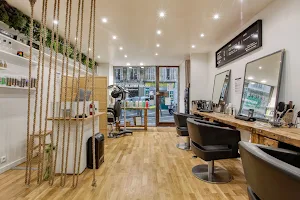 Dream Salon Coiffure image