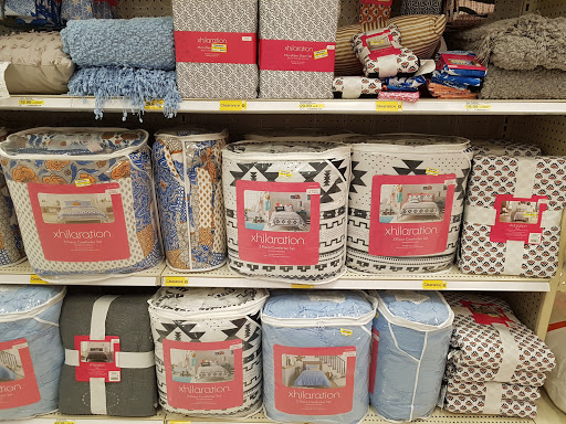 Shopping Mall «Eden Prairie Center», reviews and photos, 8251 Flying Cloud Dr, Eden Prairie, MN 55344, USA