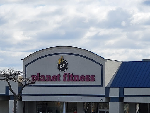 Shopping Mall «Middlesex Mall», reviews and photos, 6747 Hadley Rd, South Plainfield, NJ 07080, USA