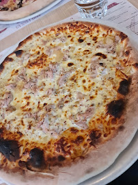 Pizza du Pizzeria Le Commerson à Châtillon-sur-Chalaronne - n°15