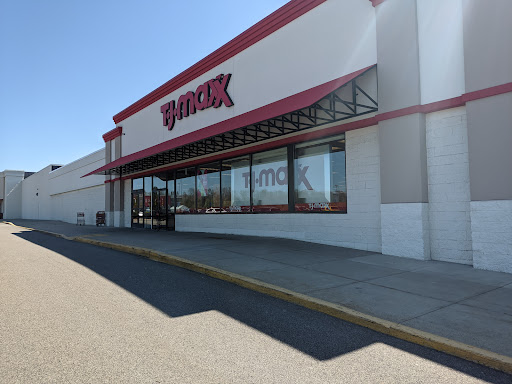 T.J. Maxx, 55 Commerce Way, Seekonk, MA 02771, USA, 