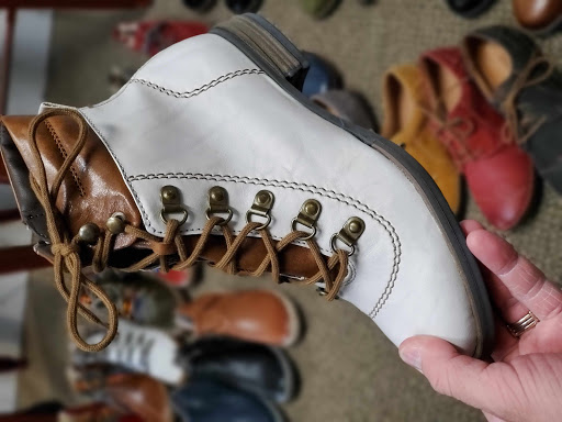 Shoe Store «Chiappetta Shoe Store», reviews and photos, 6821 39th Ave, Kenosha, WI 53142, USA