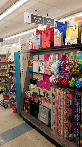 Shopping Mall «140 Village Shopping Center», reviews and photos, 500 Jermor Ln, Westminster, MD 21157, USA