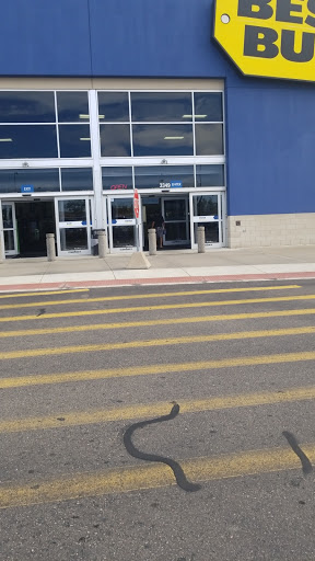 Electronics Store «Best Buy», reviews and photos, 3349 Fairlane Dr, Allen Park, MI 48101, USA