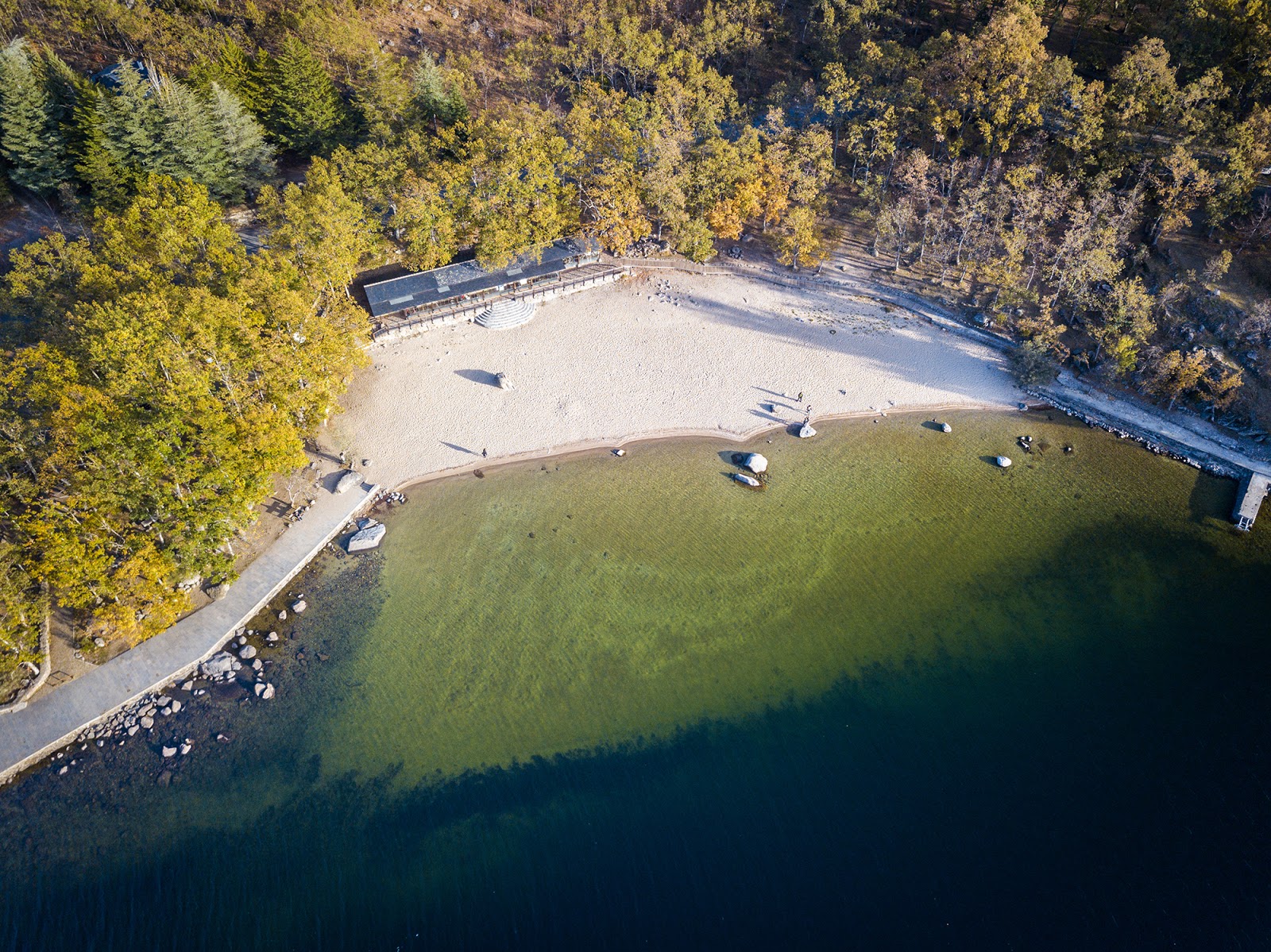 Praia Viquela Lago de Sanabria photo #8