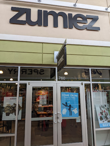 Zumiez image 1