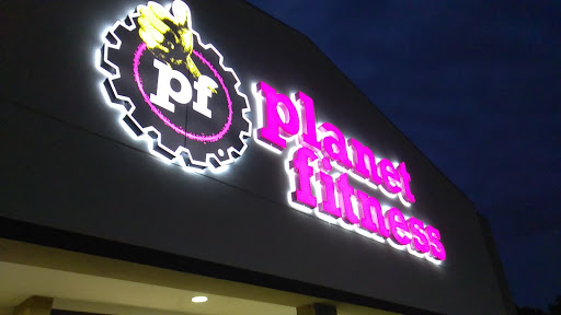 Gym «Planet Fitness», reviews and photos, 2000 Cooper Foster Park Rd, Amherst, OH 44001, USA
