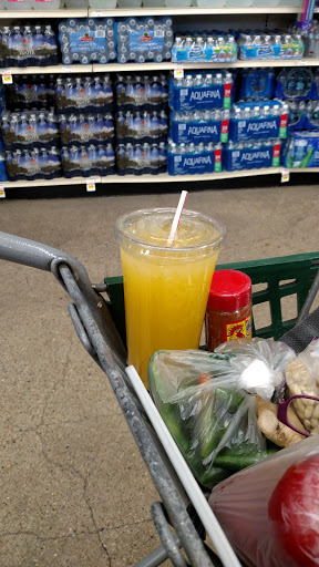 Grocery Store «Supermercado Nuestra Familia», reviews and photos, 1826 Vinton St, Omaha, NE 68108, USA