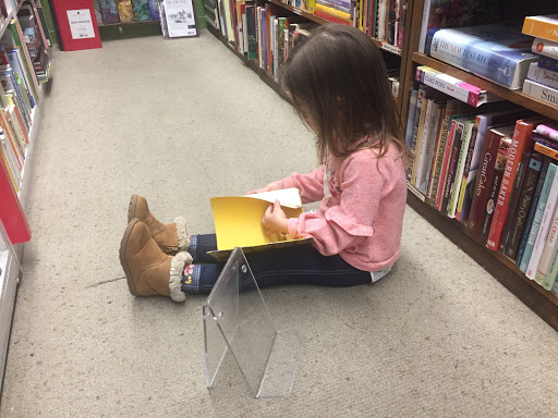 Used Book Store «Book Juggler», reviews and photos, 182 S Main St, Willits, CA 95490, USA