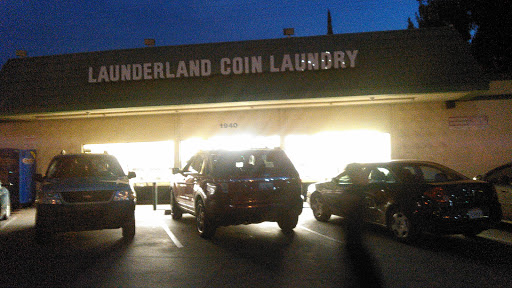 Laundromat «Launderland Coin-Op Laundry», reviews and photos, 1940 University Ave, Riverside, CA 92507, USA