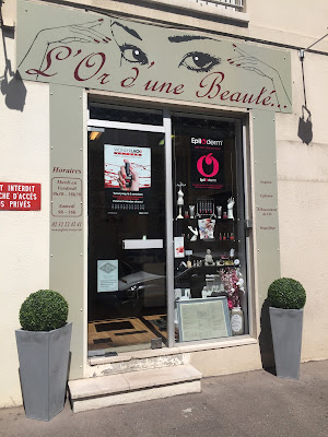 L'or d'une beauté à Évreux