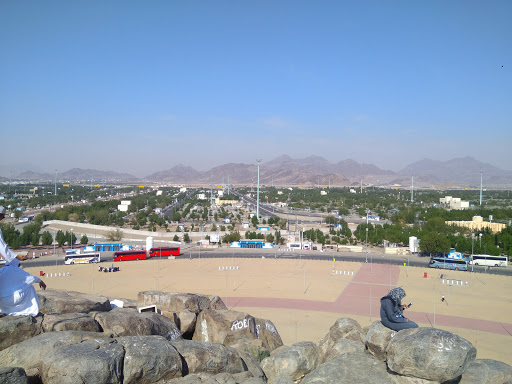 Climbing walls in Mecca