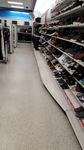 Clothing Store «Ross Dress for Less», reviews and photos, 130 E Altamonte Dr, Altamonte Springs, FL 32701, USA