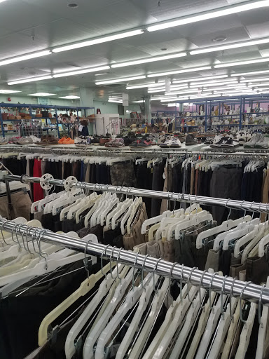 Thrift Store «Indian Head Highway Thrift», reviews and photos, 4800 Indian Head Hwy, Oxon Hill, MD 20745, USA