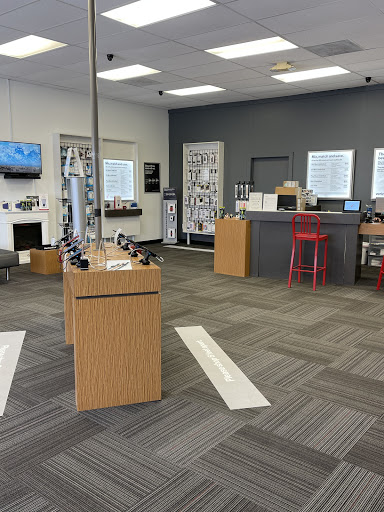 Cell Phone Store «Verizon Wireless TCC», reviews and photos, 1211 Blakeslee Blvd Dr E, Lehighton, PA 18235, USA