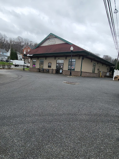 Gun Shop «The Village Arms», reviews and photos, 868 PA-41, Gap, PA 17527, USA