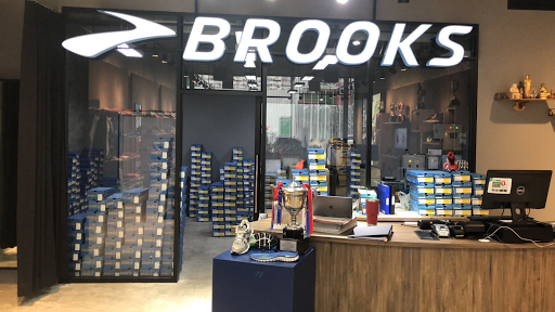 Brooks Running Thailand - Flagship Store