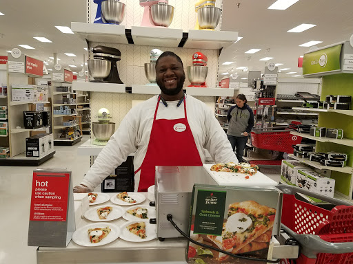 Shopping Mall «Long Gate Shopping Center», reviews and photos, 4814 Hale Haven Dr, Ellicott City, MD 21043, USA