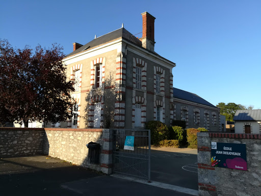 École Jean Desjoyeaux à Suèvres, Loir-et-Cher