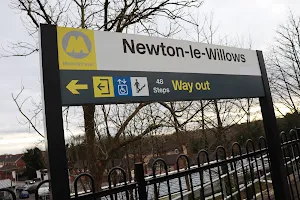 Newton-le-Willows image