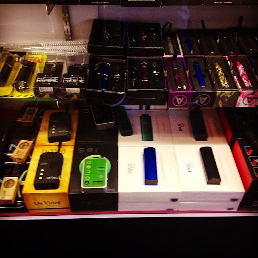 Vaporizer Store «Master Piece Vape & Smoke Shop», reviews and photos, 130 India St, Brooklyn, NY 11222, USA