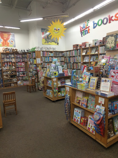Book Store «Half Price Books», reviews and photos, 2601 S Interstate 35 e300, Round Rock, TX 78664, USA