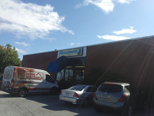 Thrift Store «Goodwill Store & Donation Center», reviews and photos, 324 E Penn Ave, Robesonia, PA 19551, USA