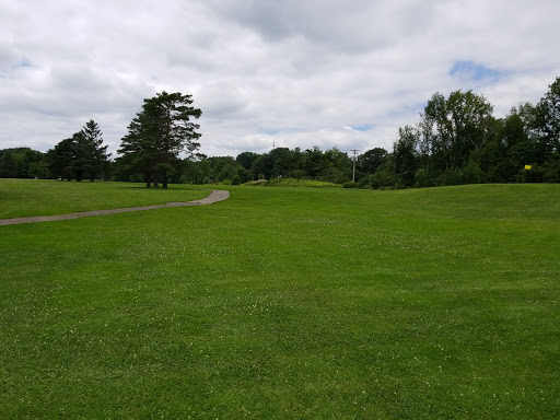 Golf Course «Pleasant Hill Golf Course», reviews and photos, 13461 Aquilla Rd, Chardon, OH 44024, USA