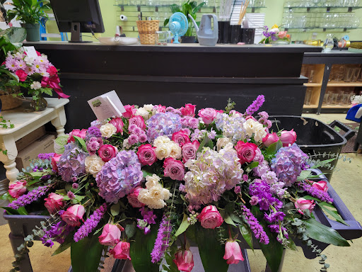 Florist «Cleveland the Florist», reviews and photos, 4404 Old Shell Rd, Mobile, AL 36608, USA