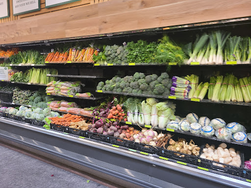 Grocery Store «Whole Foods Market», reviews and photos, 4944 Shelbyville Rd, Louisville, KY 40207, USA