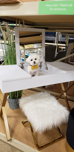 Home Goods Store «At Home», reviews and photos, 1325 N Meacham Rd, Schaumburg, IL 60173, USA