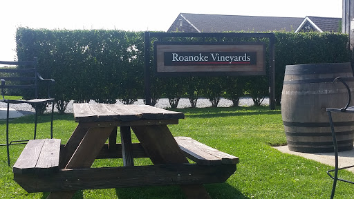 Winery «Roanoke Vineyards», reviews and photos, 3543 Sound Ave, Riverhead, NY 11901, USA