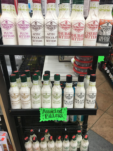 Liquor Store «Royal Liquor», reviews and photos, 808 Center Rd #3, Flint, MI 48506, USA