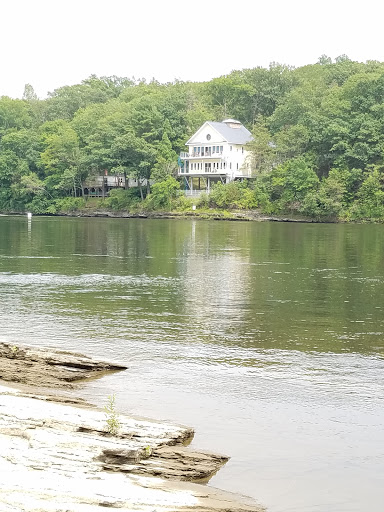 Tourist Attraction «Dinosaur Footprints», reviews and photos, US-5, Holyoke, MA 01040, USA