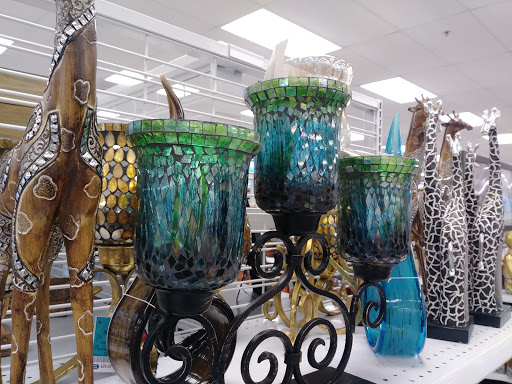 Clothing Store «Ross Dress for Less», reviews and photos, 2365 S Hwy 27, Clermont, FL 34711, USA