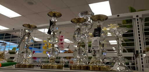 Clothing Store «Ross Dress for Less», reviews and photos, 8115 W Bell Rd, Peoria, AZ 85382, USA