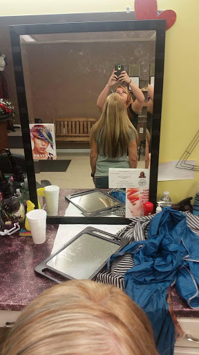 Barber Shop «Cut Mania Barber Shop and More», reviews and photos, 18308 Commission Rd, Long Beach, MS 39560, USA