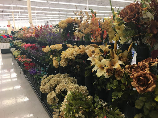 Craft Store «Hobby Lobby», reviews and photos, 1055 E Golf Rd, Schaumburg, IL 60173, USA