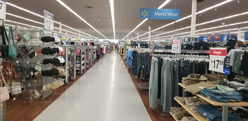 Department Store «Walmart Supercenter», reviews and photos, 25 Pembroke Dr, Hilton Head Island, SC 29926, USA