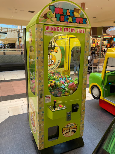 Shopping Mall «The Shoppes at Buckland Hills», reviews and photos, 194 Buckland Hills Dr, Manchester, CT 06042, USA