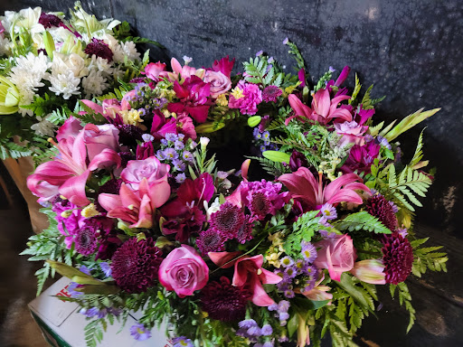 Florist «Morning Pond Flowers & Design», reviews and photos, 899 Blooming Grove Turnpike, Vails Gate, NY 12584, USA