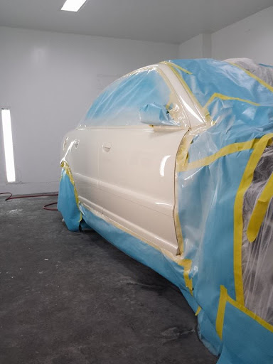 Auto Body Shop «J C Auto Body», reviews and photos, 751 S Main St, Seymour, CT 06483, USA