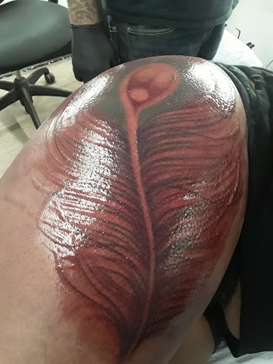 Tattoo Shop «Red Lion Tattoo Cleveland», reviews and photos, 4043 St Clair Ave, Cleveland, OH 44103, USA