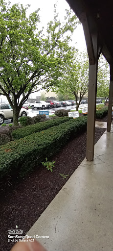 American Restaurant «Cracker Barrel Old Country Store», reviews and photos, 2525 Brindle Dr, Harrisburg, PA 17110, USA